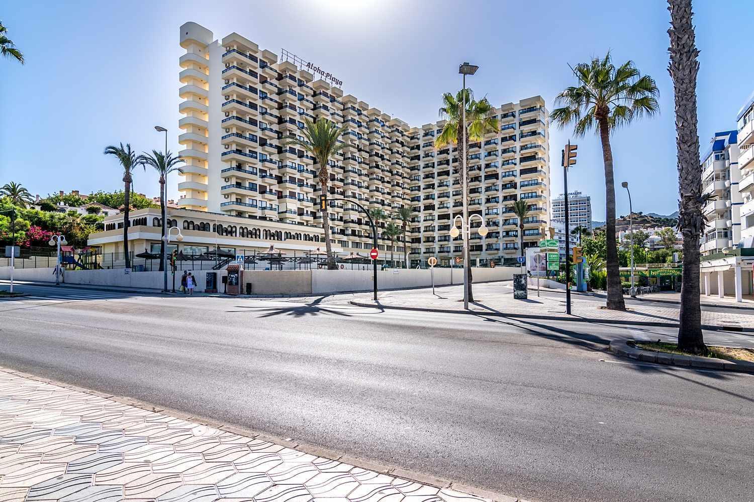 Apartamento Loft In Front Of The Sea Benalmádena Exterior foto